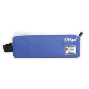 [Herschel Supply Co.] Settlement Case XS